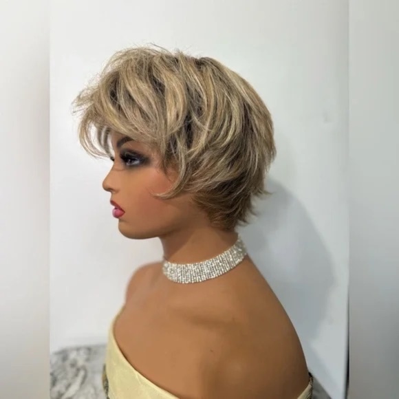 René of Paris Balayage Blonde Short Layered Wig – Modacrylic Fiber - Picture 9 of 9